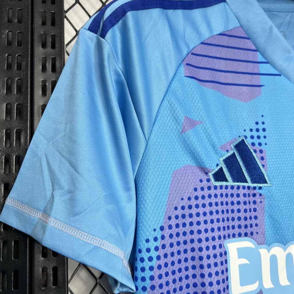 Men's Real Madrid 2024/25 Fan Goalkeeper Jersey