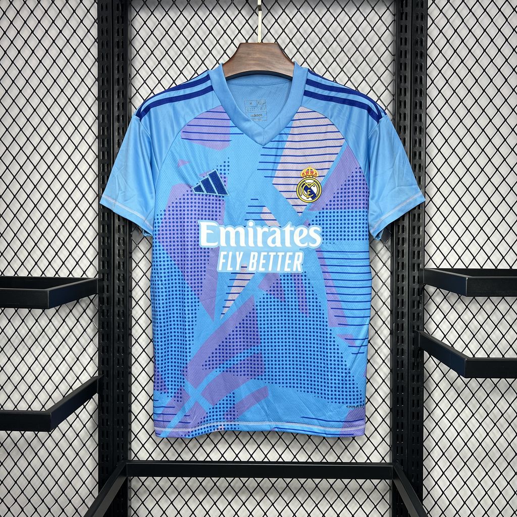 Men's Real Madrid 2024/25 Fan Goalkeeper Jersey