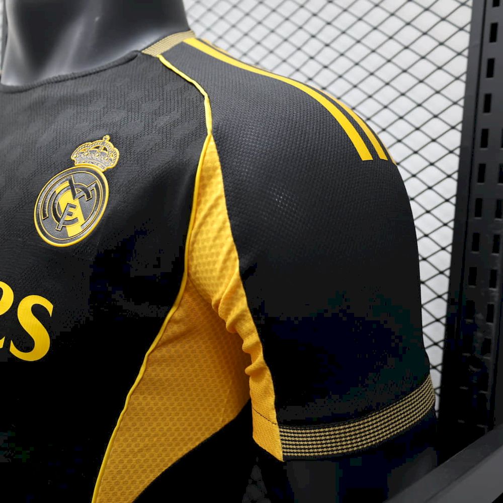 Men's Real Madrid 2025/26 Player Black and Yellow Special Jersey