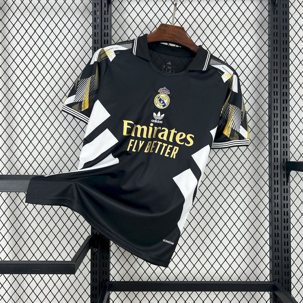 Men’s Real Madrid 2025/26 Retro Special Edition Jersey