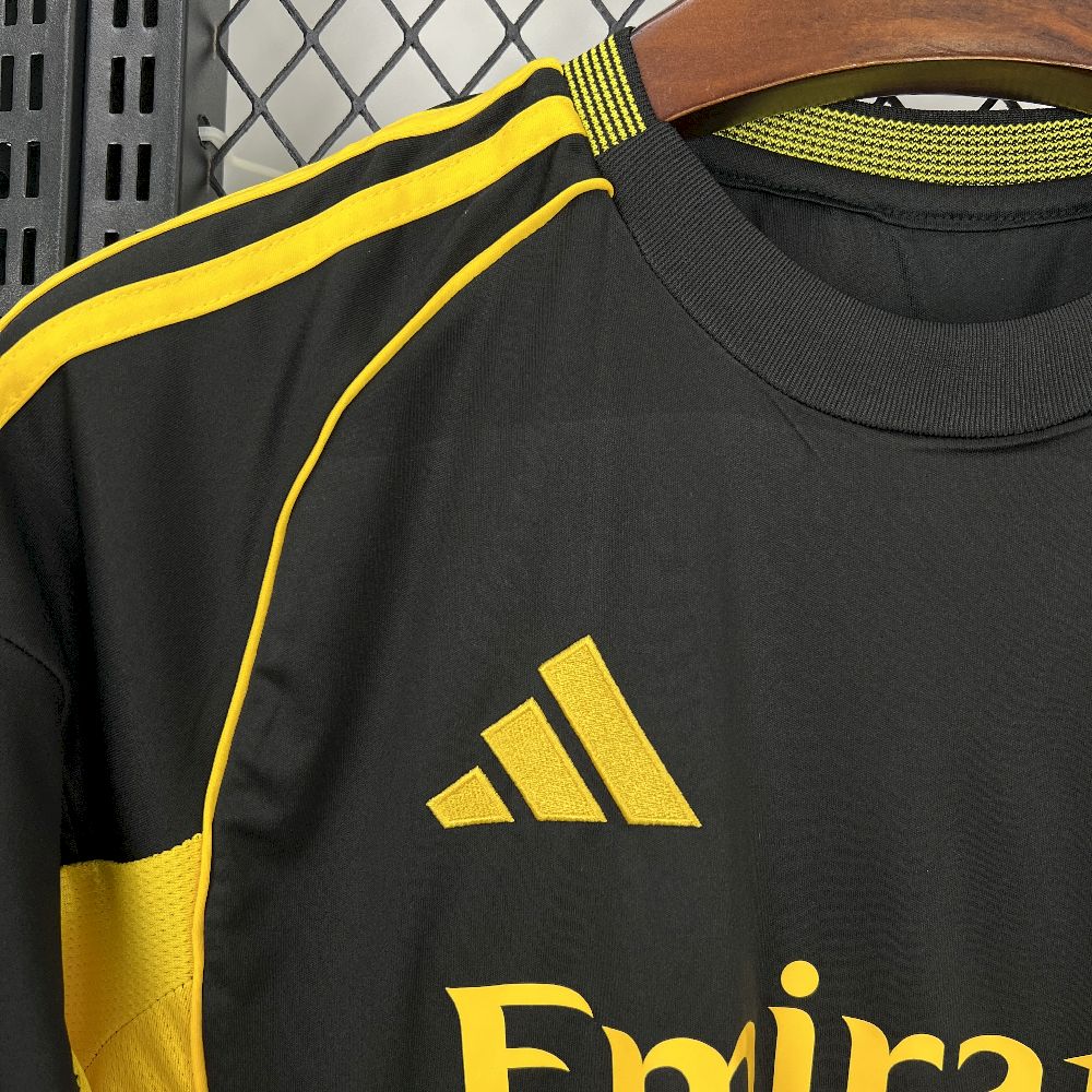 Men's Real Madrid 2025/26 Fan Black and yellow special edition Jersey