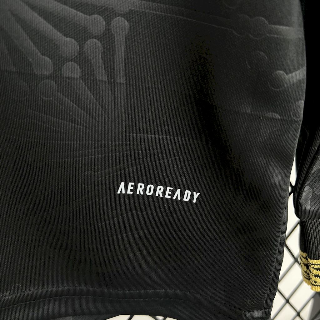 Men's Mexico 2025/26 Gold - Black Long Sleeve Jersey