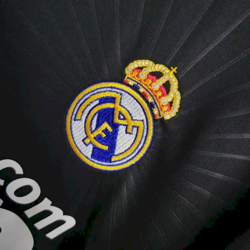 Real Madrid 2010/11 Retro Away Jersey