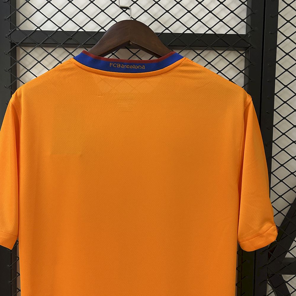 Barcelona 2006/07 Retro Away Jersey