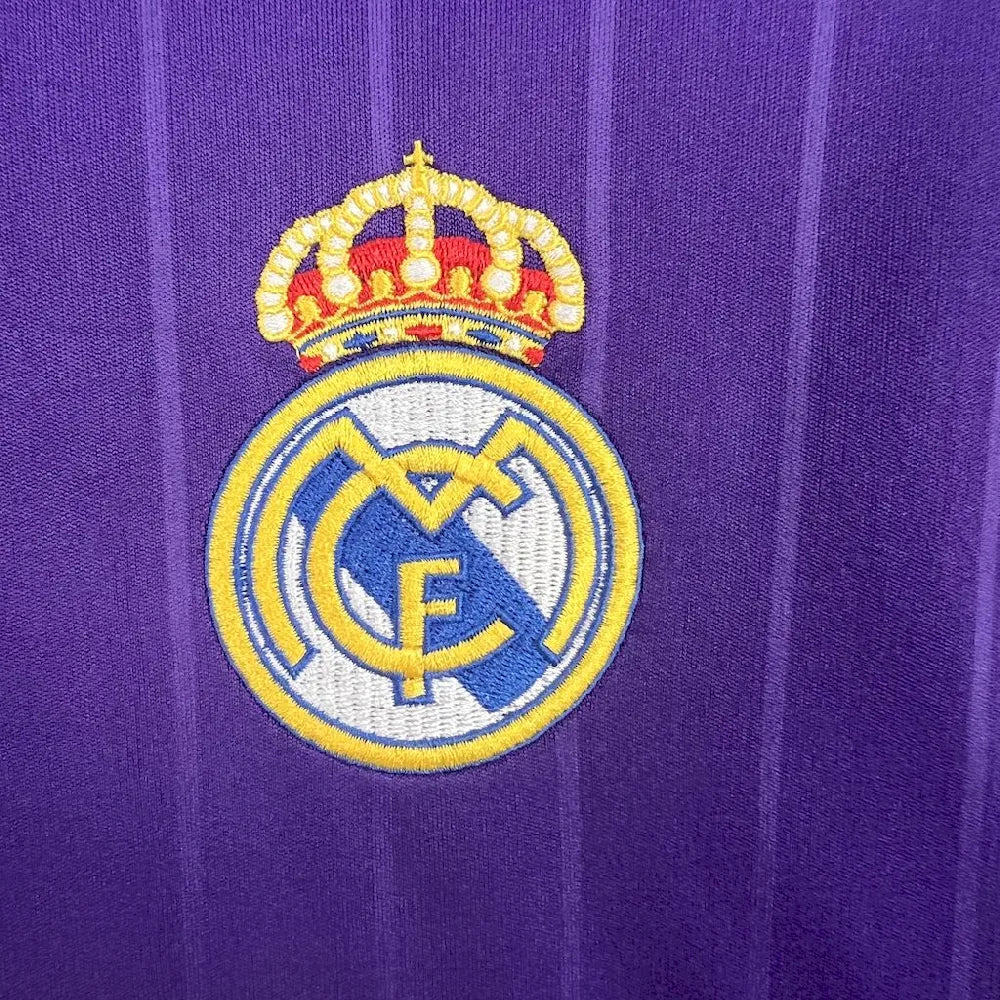 Real Madrid 2006/07 Retro Third Jersey