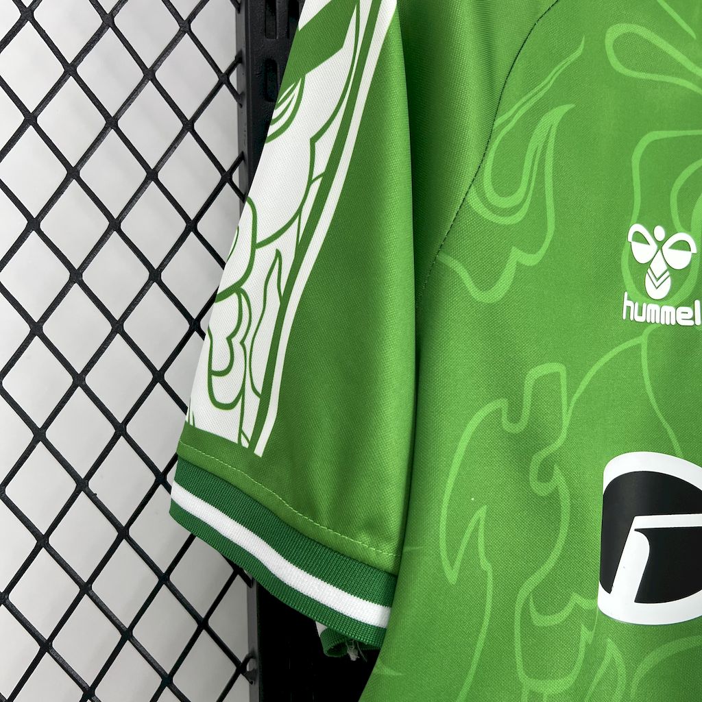 Men’s Real Betis 2025/26 Pre-Match Chinese New Year Jersey
