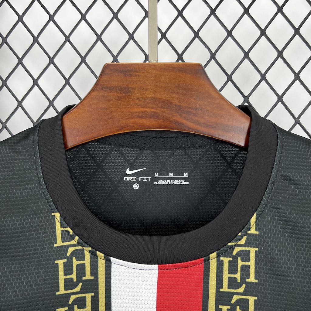 Men's Paris Saint-Germain 2025/26 Black and Gold Edition Jersey