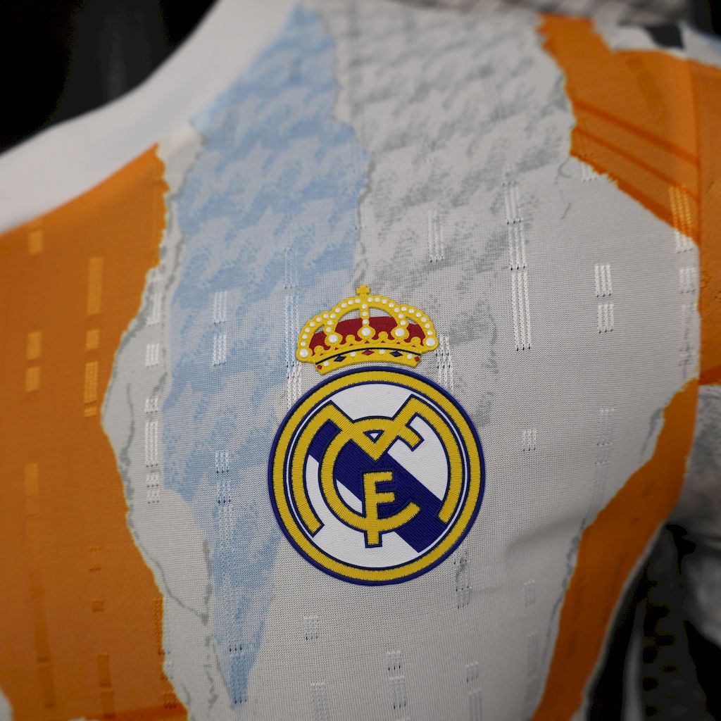 Men's Real Madrid 2024/25 Player Pre-Match Jersey