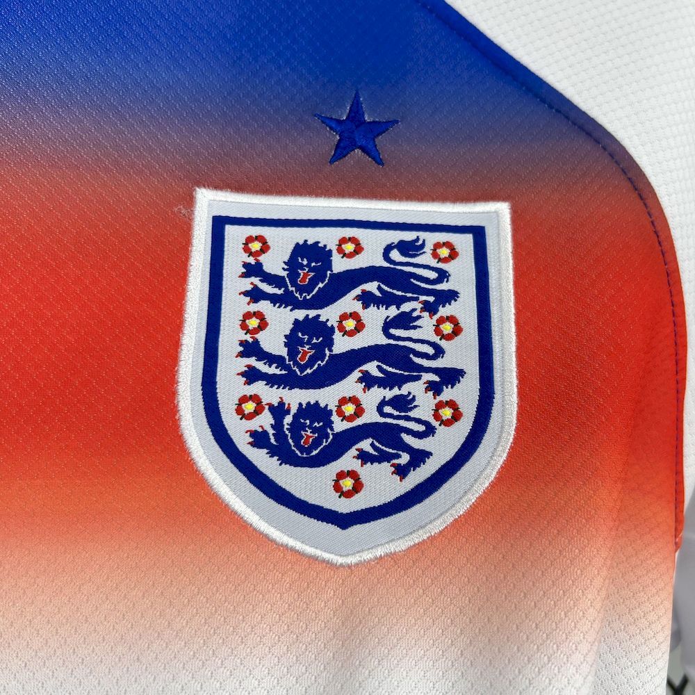 Men's England 2025/26 Home Jersey