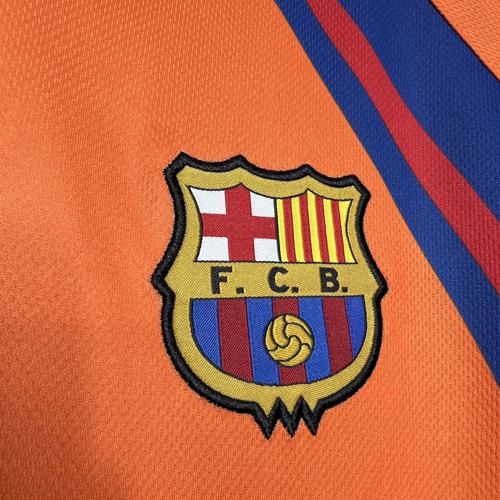 Barcelona 1997/98 Retro Away Jersey