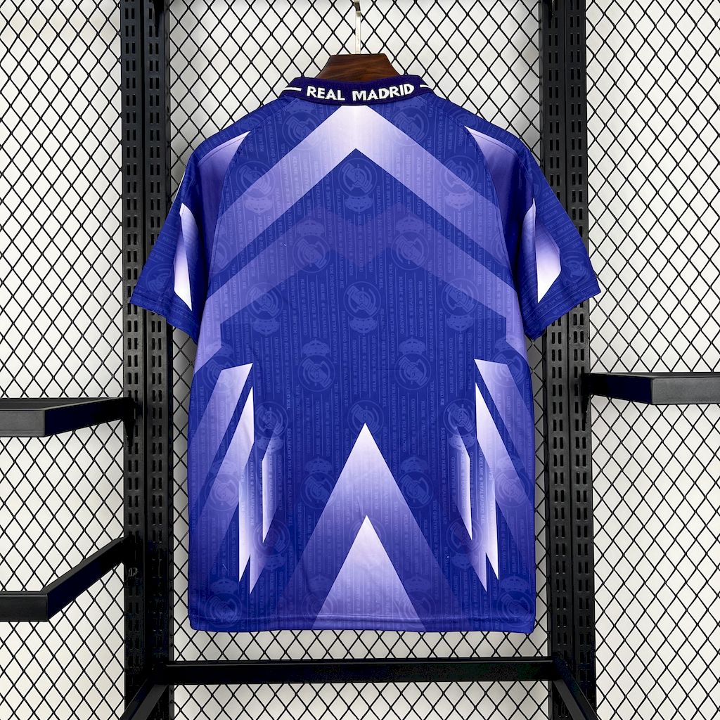 Real Madrid 1996/97 Retro Away Jersey