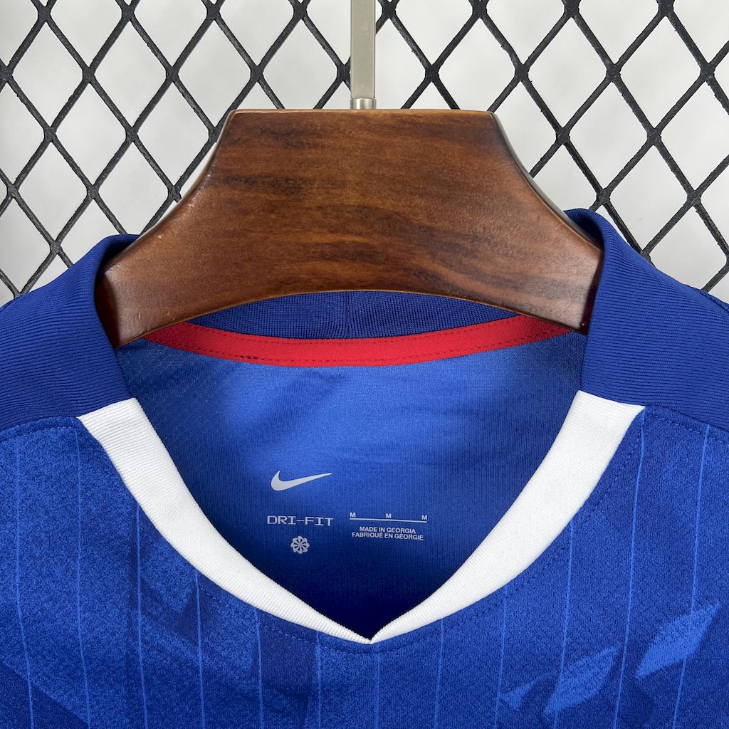Men's Chelsea 2025/26 Fan Home Jersey