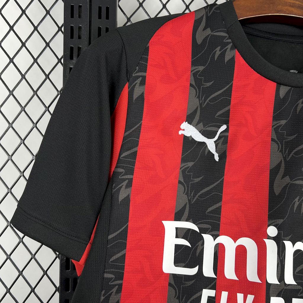 Men’s AC Milan 2025/26 Fan Home Jersey