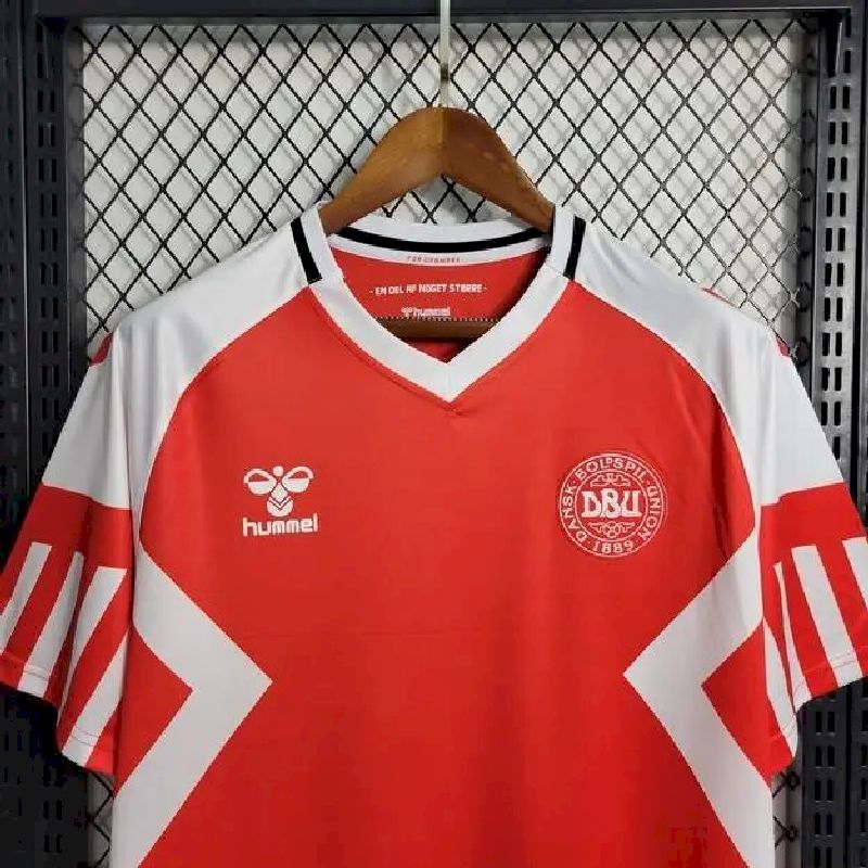 Men's Denmark 2023/24 Home Jersey