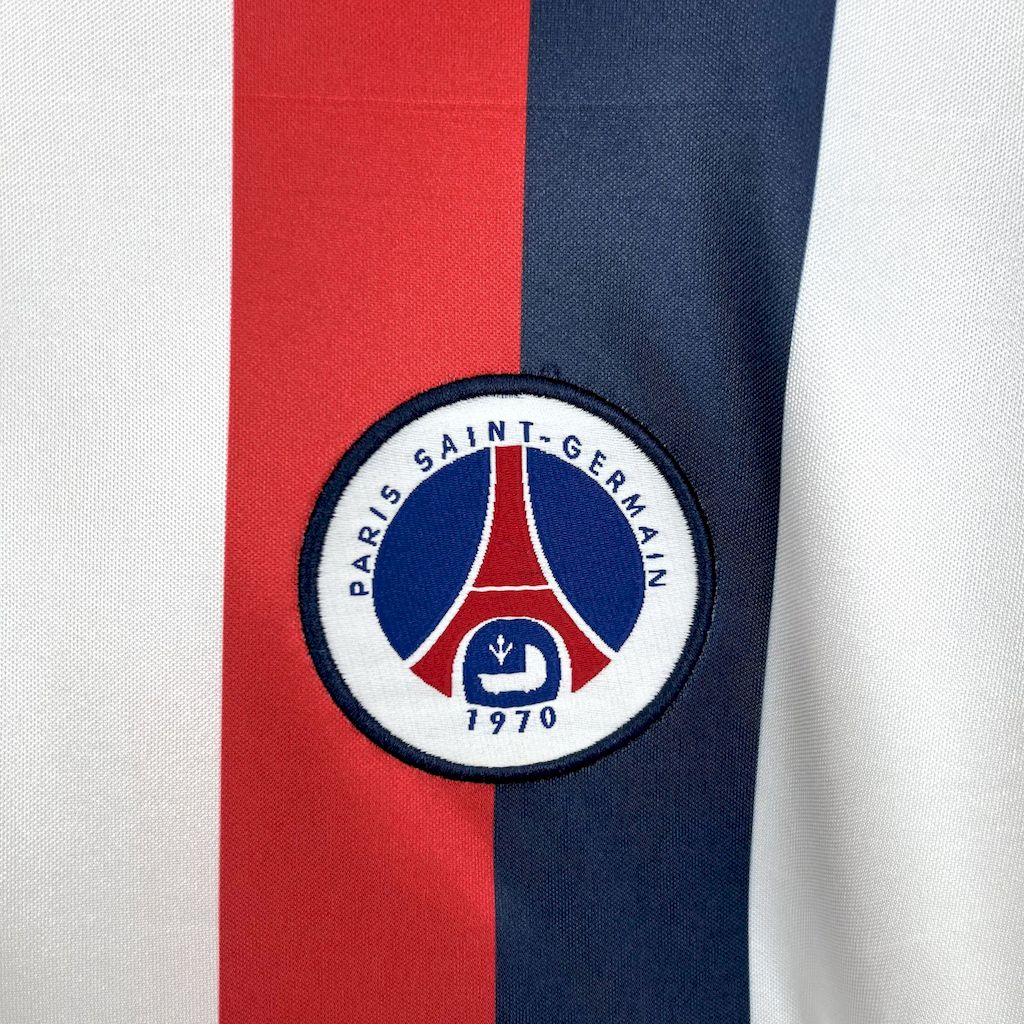 Paris Saint-Germain 2002/03 Retro Away Jersey