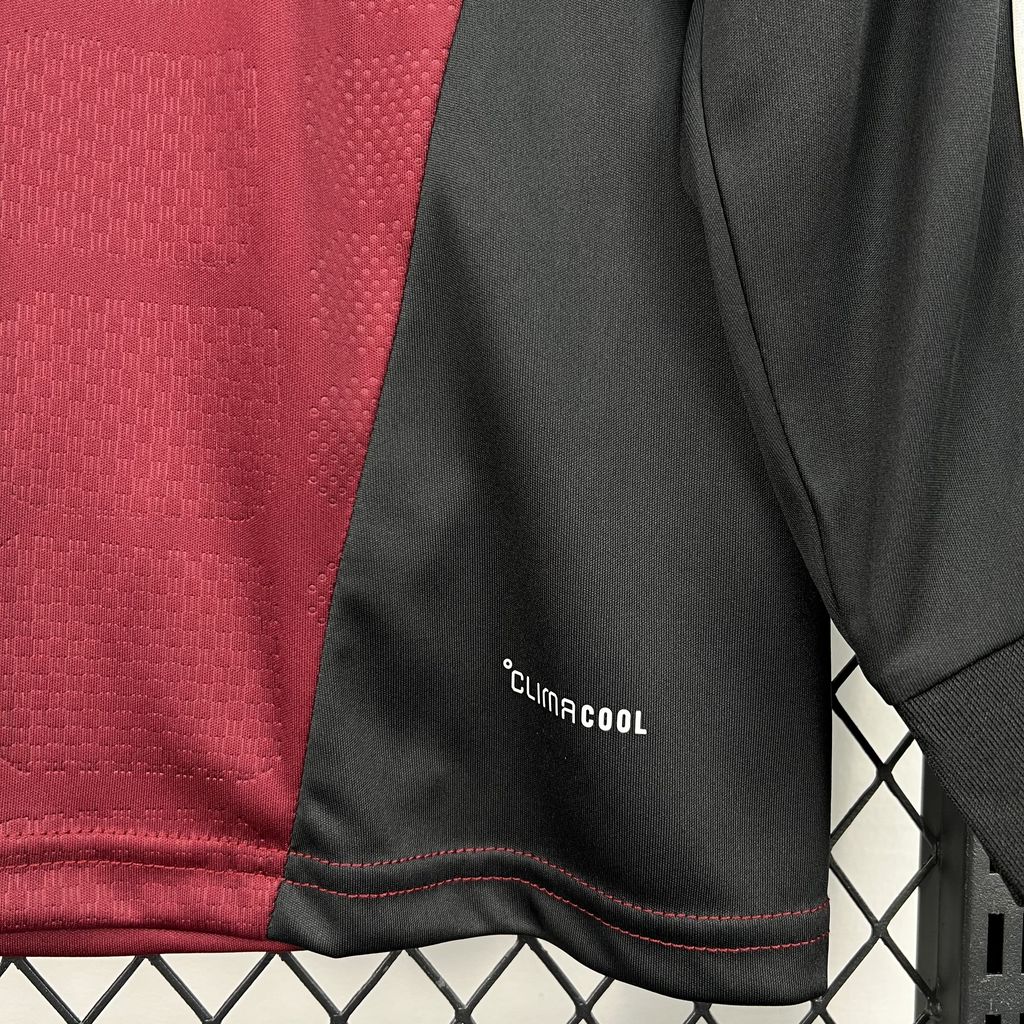 Mens Spain 2026 World Cup Goalkeeper Long Sleeve Jersey - Image 3