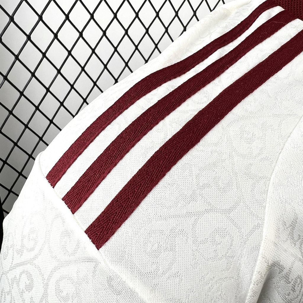 Mens Spain 2026 World Cup Away Jersey Player Version - Image 9