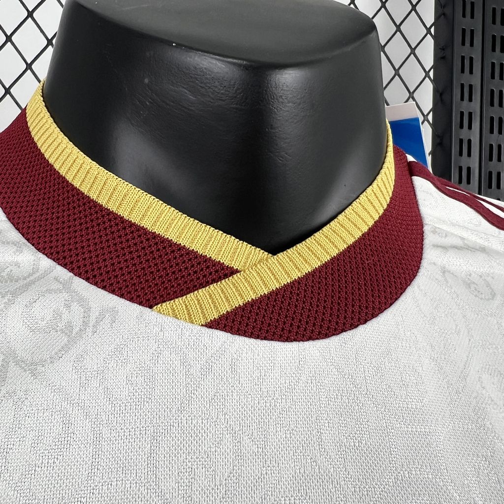 Mens Spain 2026 World Cup Away Jersey Player Version - Image 10