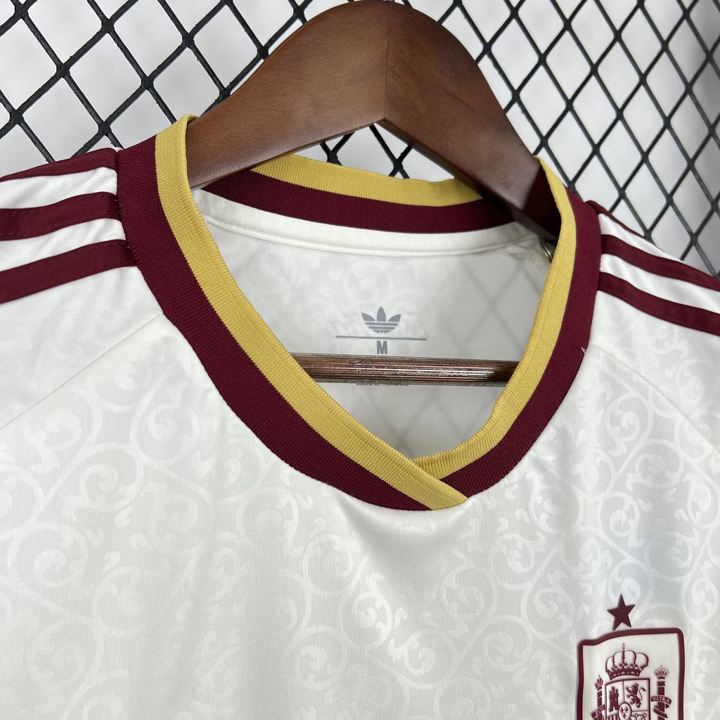 Womens Spain 2026 World Cup Away Jersey - Image 4