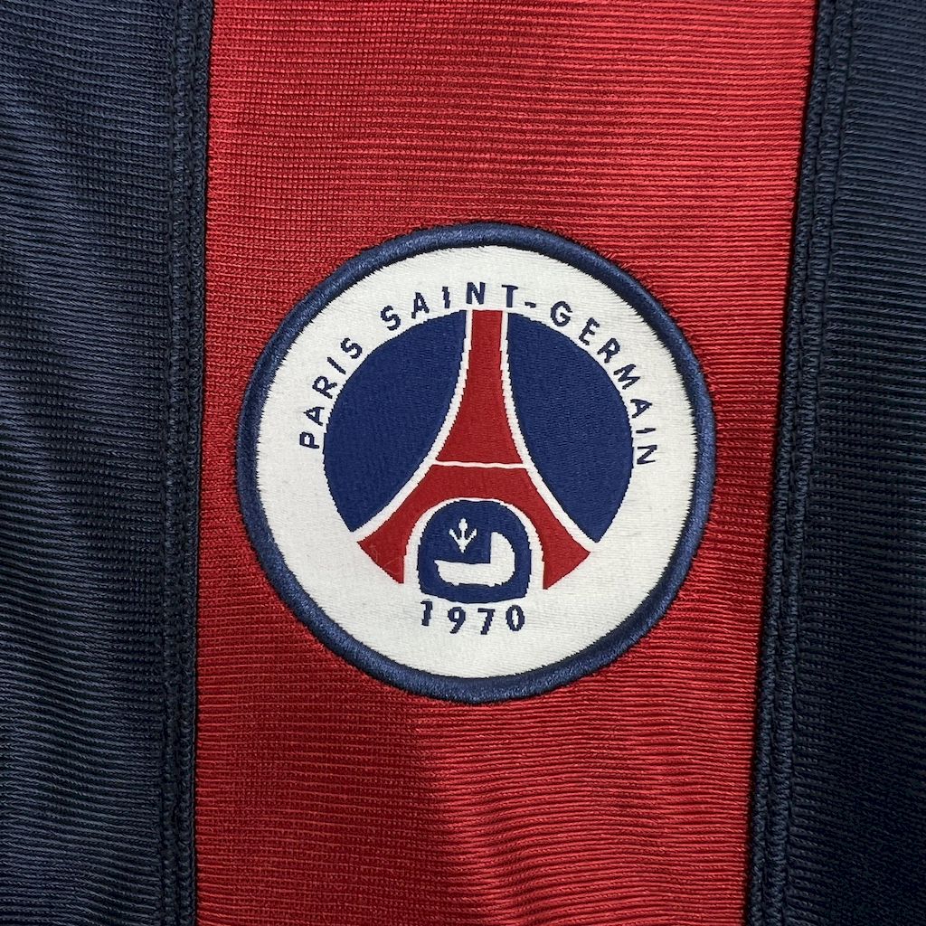 Paris Saint-Germain 2001/2002 Retro Home Jersey