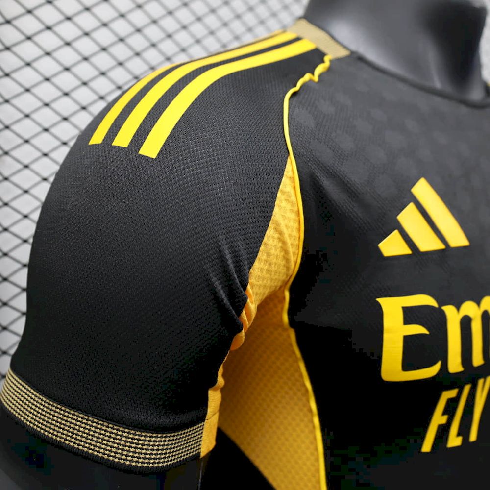 Men's Real Madrid 2025/26 Player Black and Yellow Special Jersey