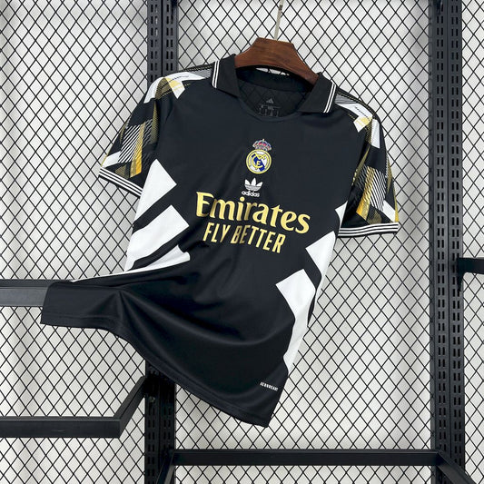 Men’s Real Madrid 2025/26 Retro Special Edition Jersey