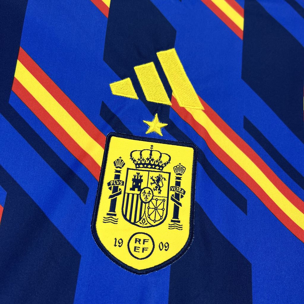 Mens Spain 2026 World Cup Pre-match Jersey - Image 2