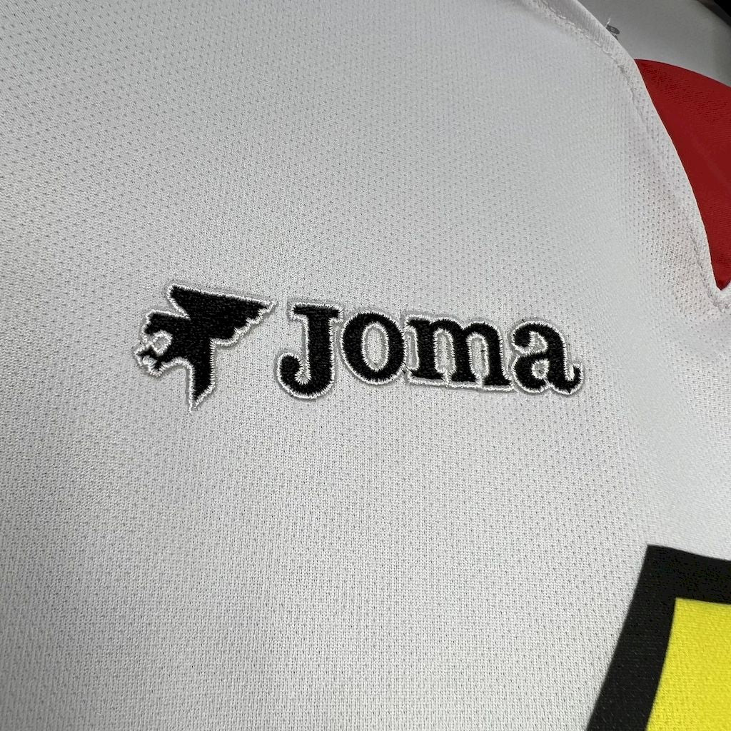 Rayo Vallecano 2001/02 Retro Home Jersey