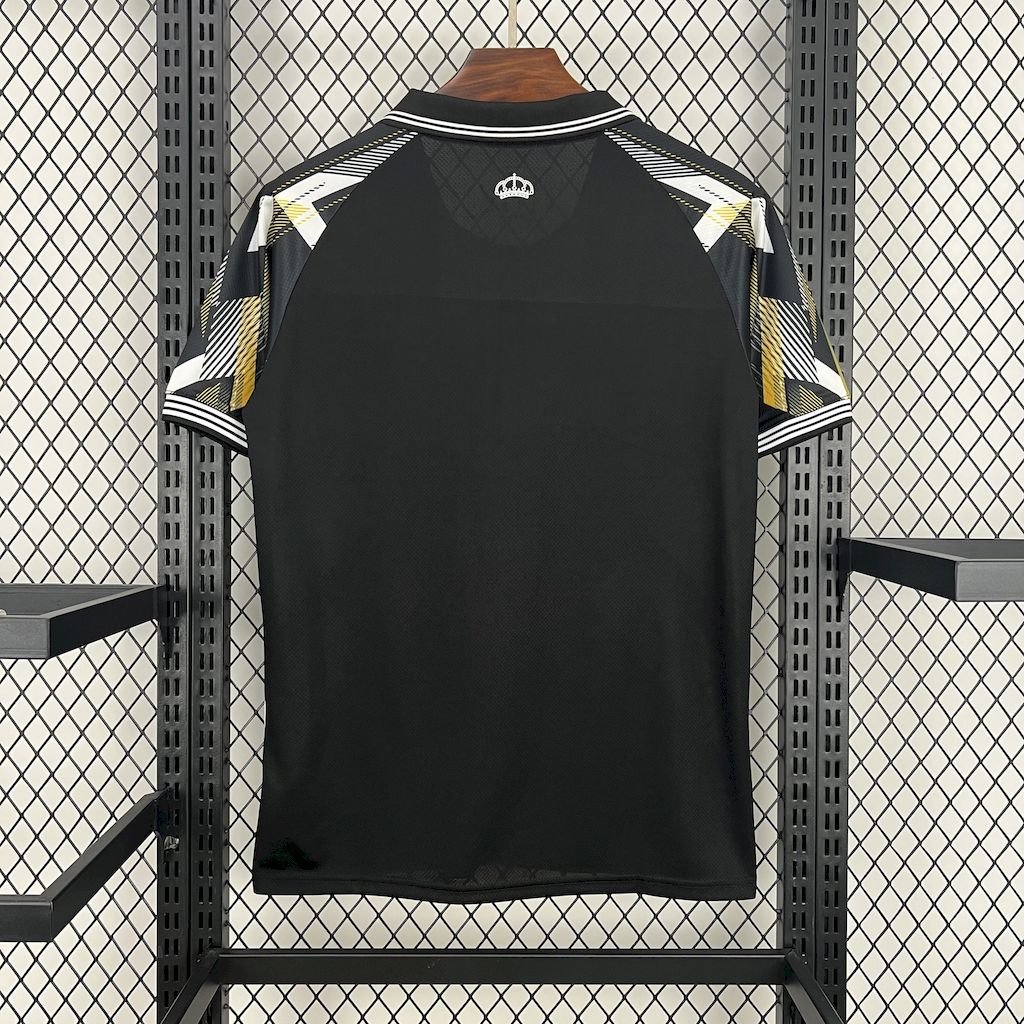Men’s Real Madrid 2025/26 Retro Special Edition Jersey