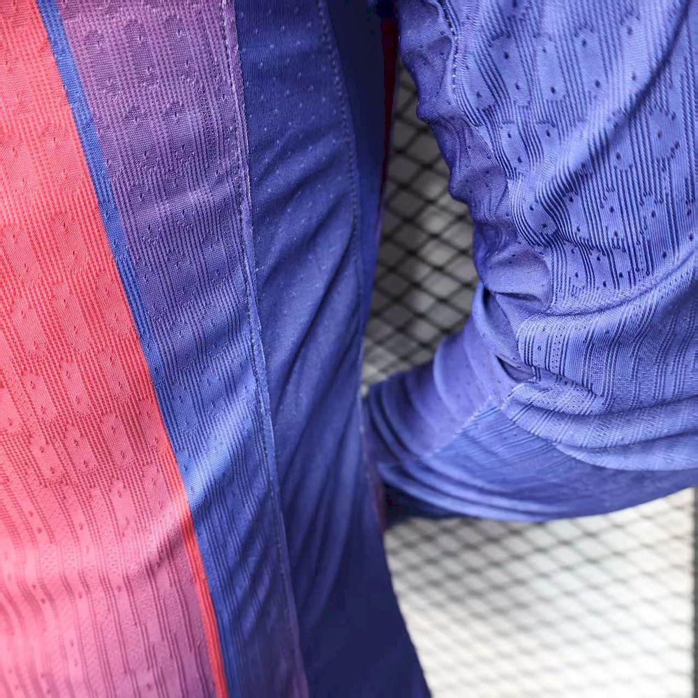 Men’s Barcelona 2025/26 Home Player Long Sleeves Jersey