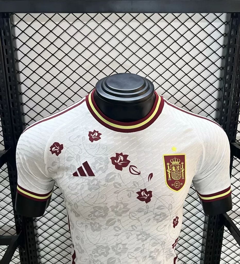 Mens Spain 2024/25 Red Jersey Player Version - Image 3