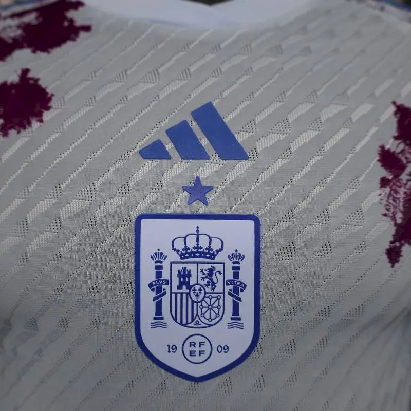 Womens Spain 2023/24 Away Jersey - Image 7