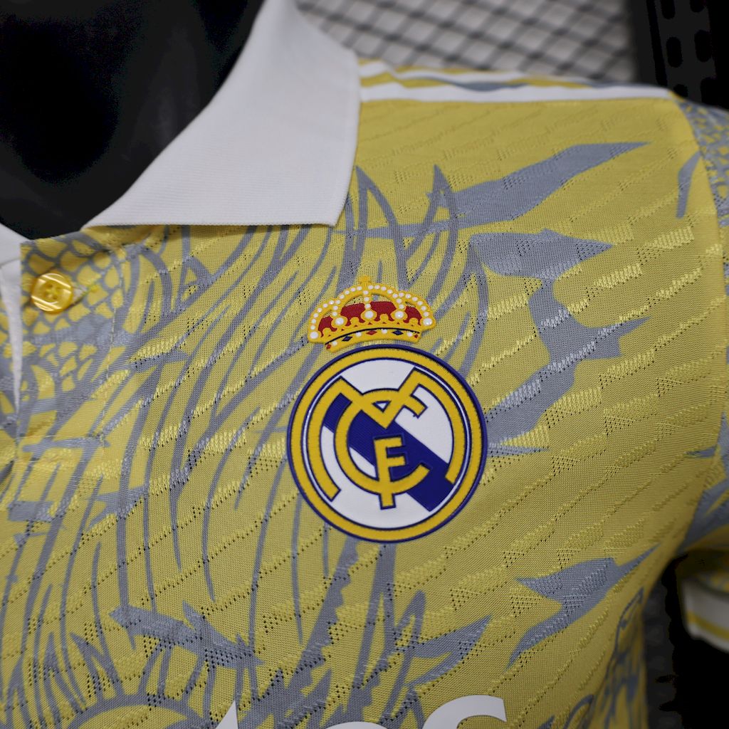 Men's Real Madrid 2025/26 Player Beige special edition Jersey