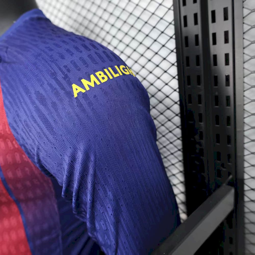 Men’s Barcelona 2025/26 Home Player Long Sleeves Jersey