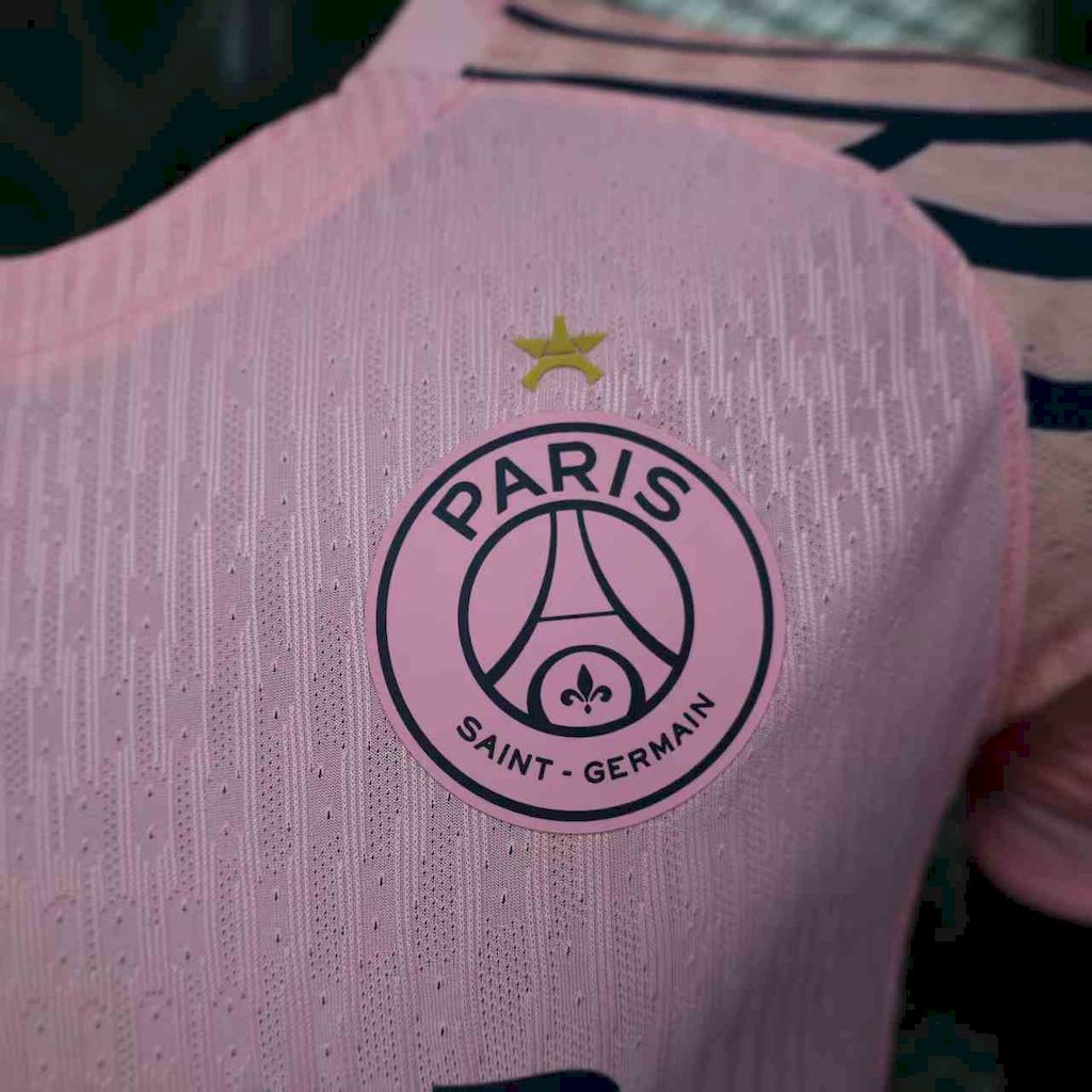 Men's Paris Saint-Germain 2025/26 Player Pink Jersey