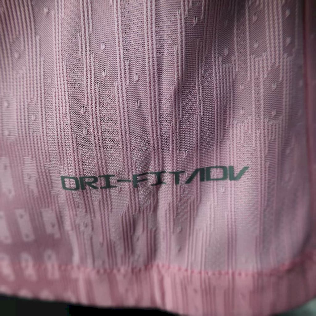 Men's Paris Saint-Germain 2025/26 Player Pink Jersey