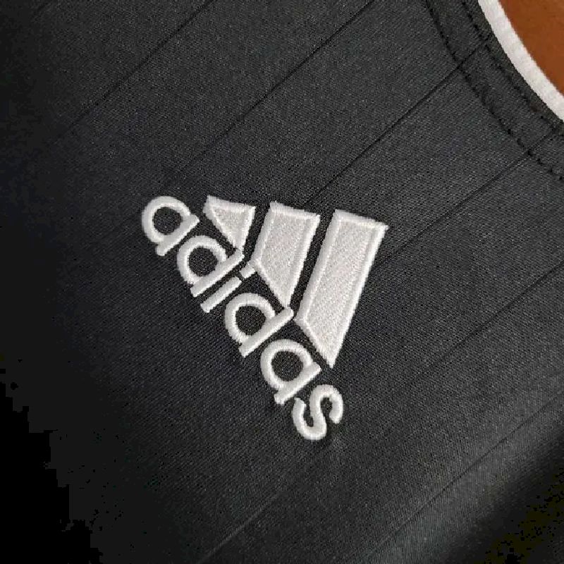 Real Madrid 2006/07 Retro Away Long Sleeve Jersey