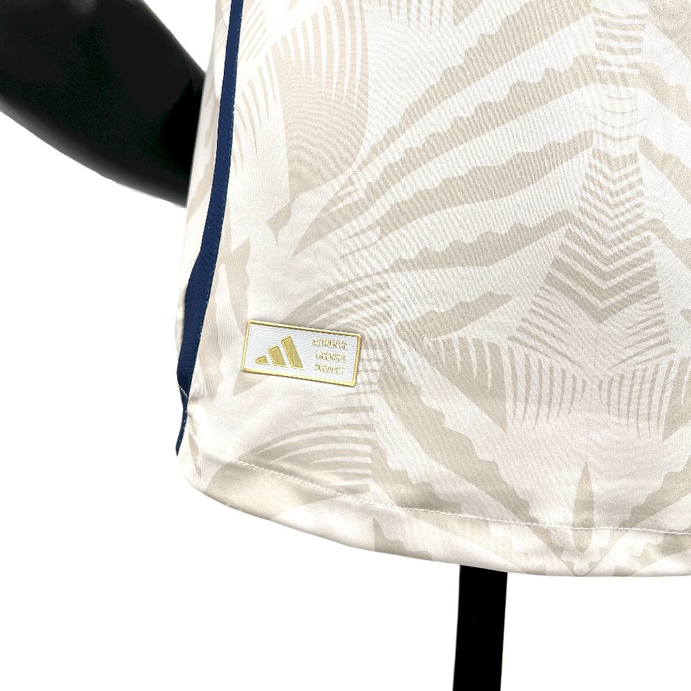 Mens Italy 2024/25 Pre-Match Jersey - Image 5