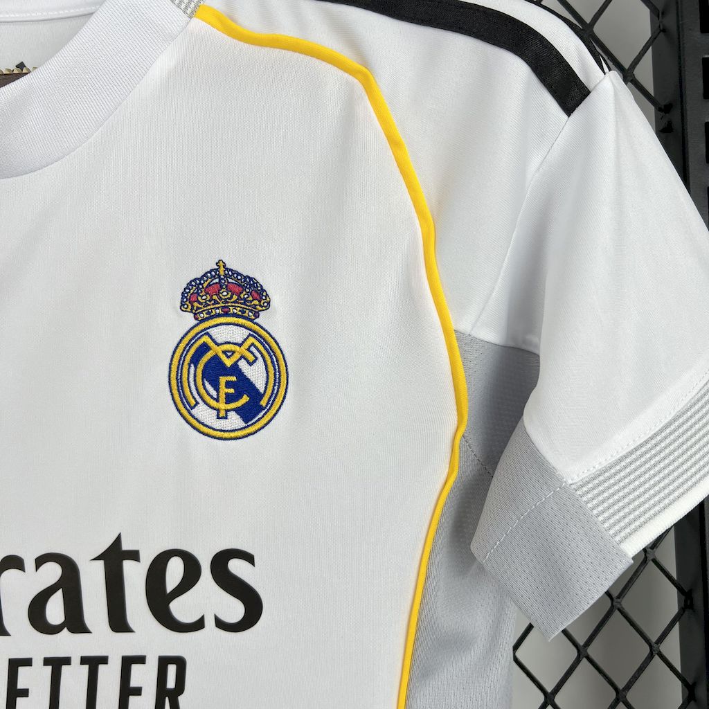 Women’s Real Madrid 2025/26 Home Jersey