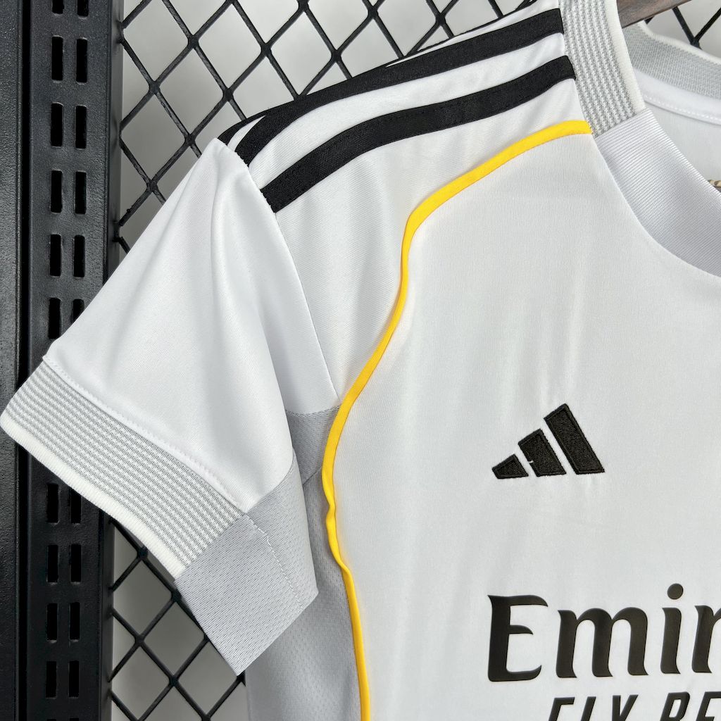 Women’s Real Madrid 2025/26 Home Jersey