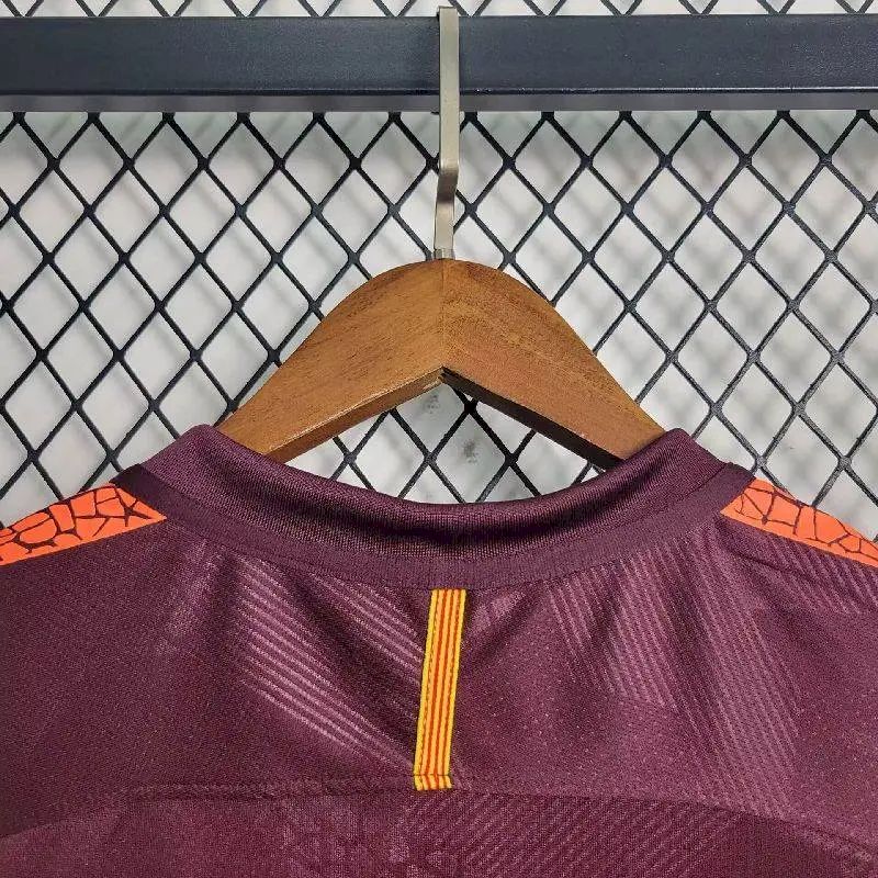 Barcelona 2017/18 Retro Third Jersey