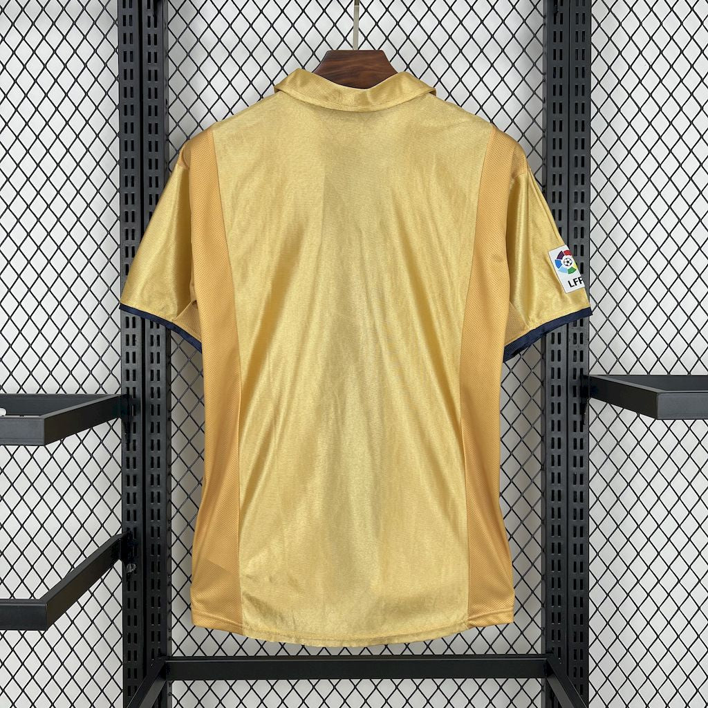 Barcelona 2001/02 Retro Away Jersey