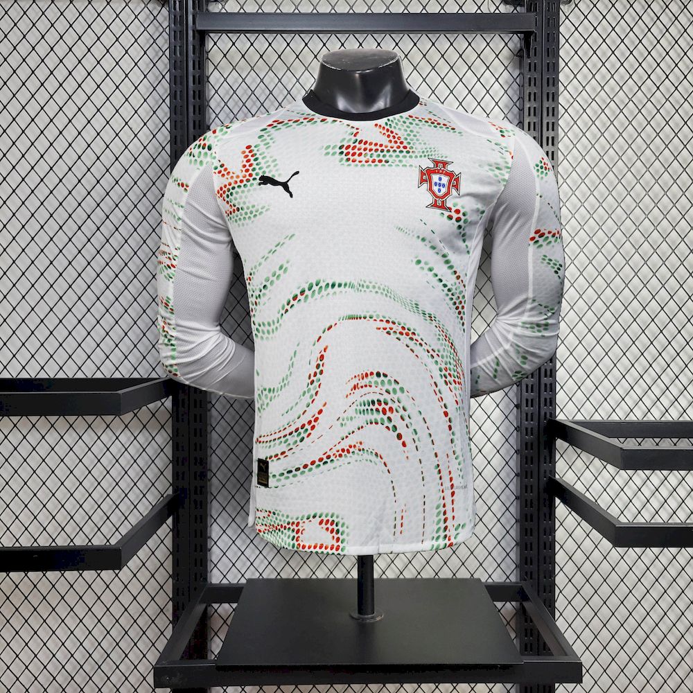 Mens Portugal 2025/26 Home Long Sleeve Jersey Player Version - Image 6