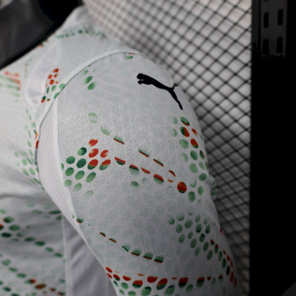Mens Portugal 2025/26 Away Long Sleeve Jersey Player Version - Image 2