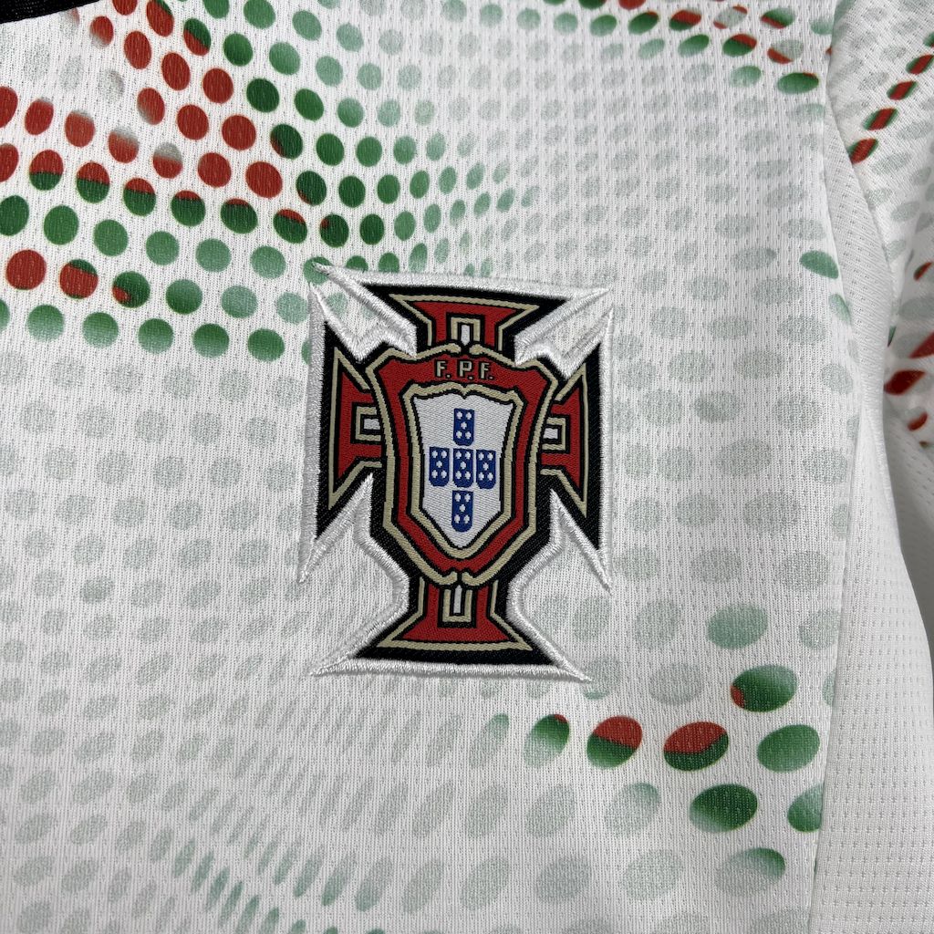 Womens Portugal 2025/26 Away Jersey - Image 2