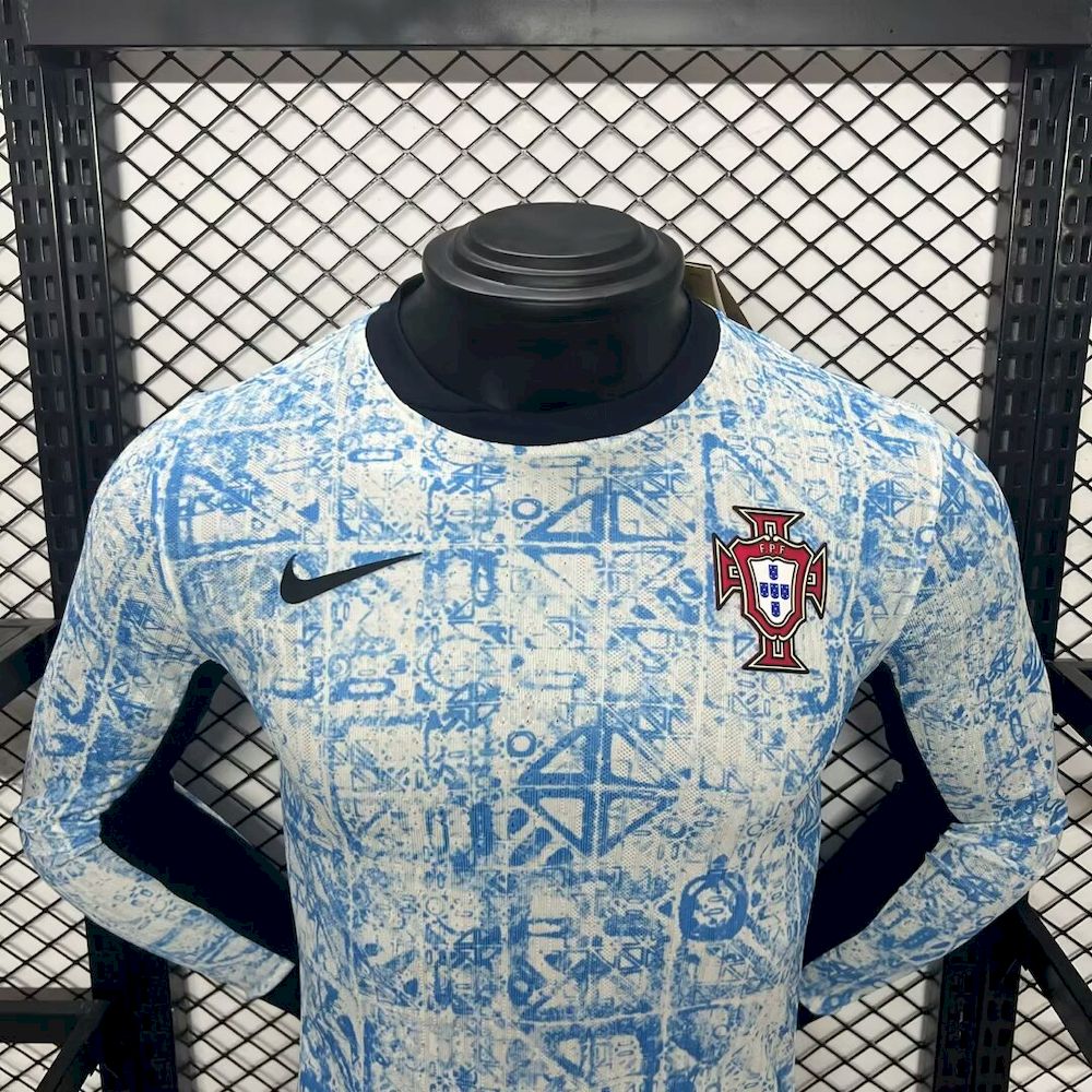 Mens Portugal 2024/25 Home Long Sleeve Jersey Player Version - Image 1