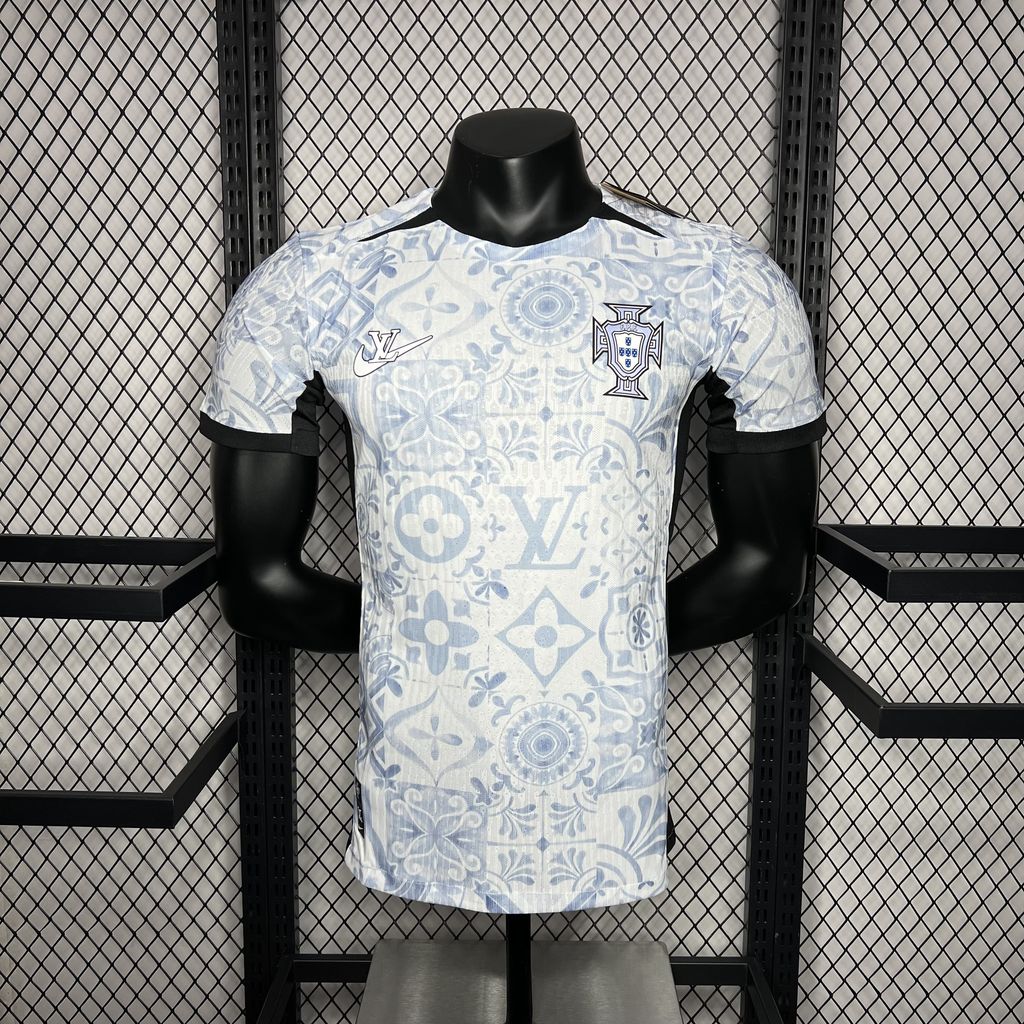 Mens Portugal 2024/25 Red Player Version - Image 7