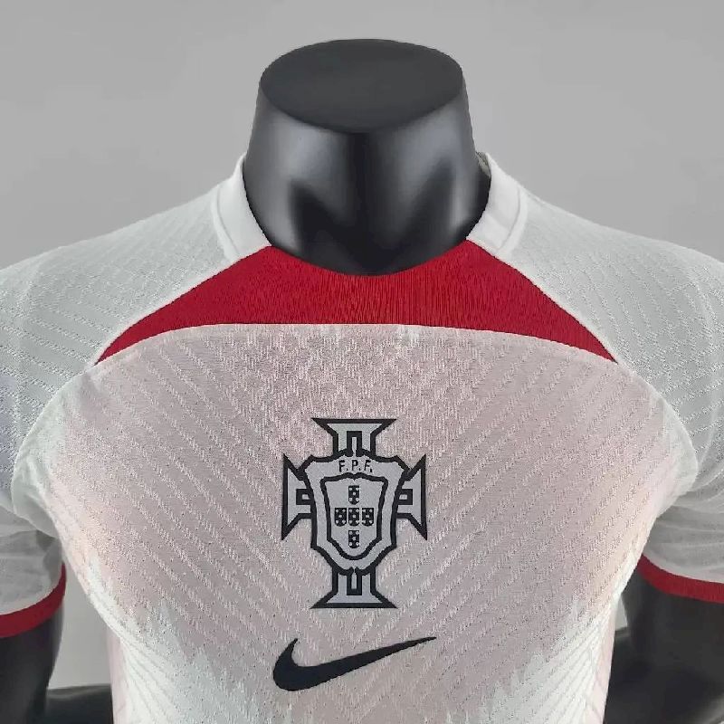 Womens Portugal 2022 Home Jersey - Image 2
