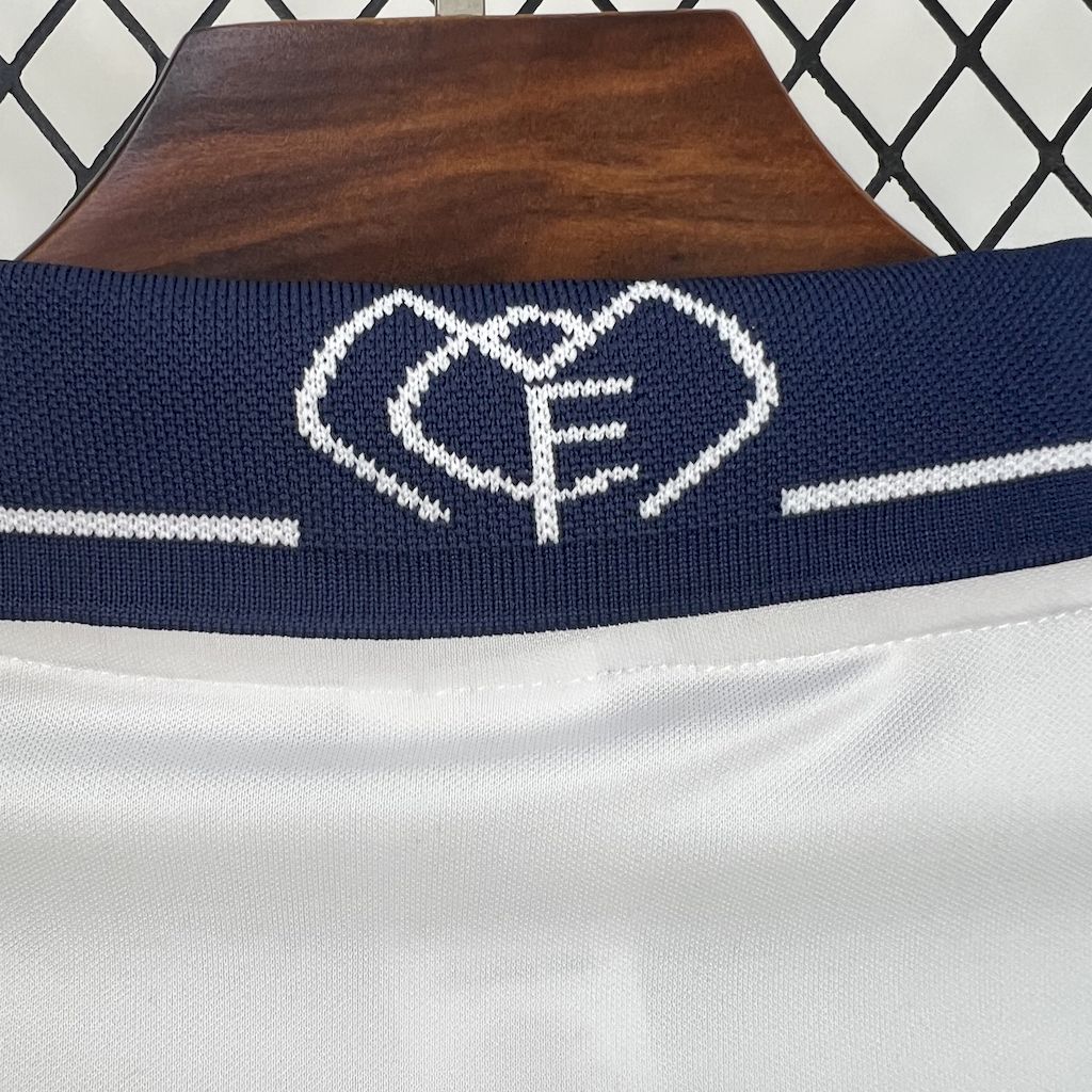 Real Madrid 2000/01 Retro Home Jersey