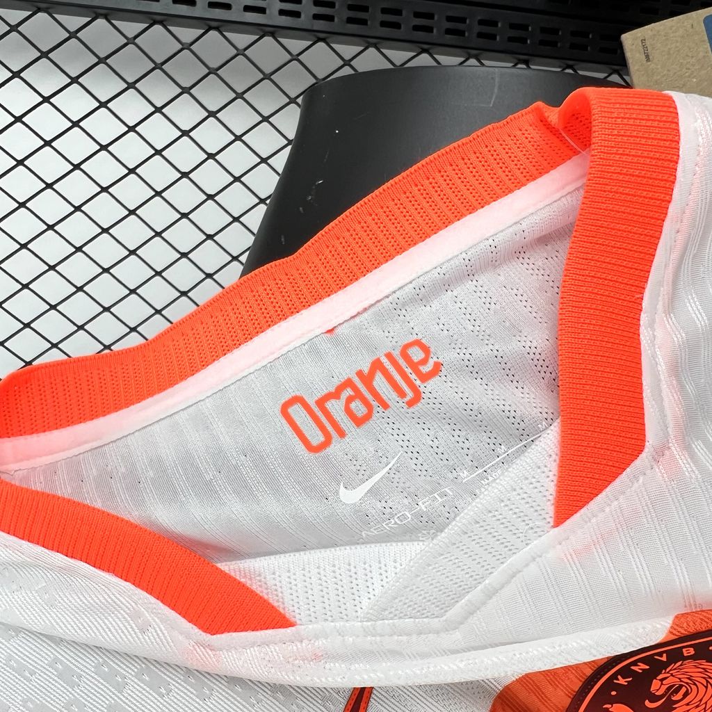 Mens Netherlands 2026 World Cup Away Jersey Player Version - Image 12